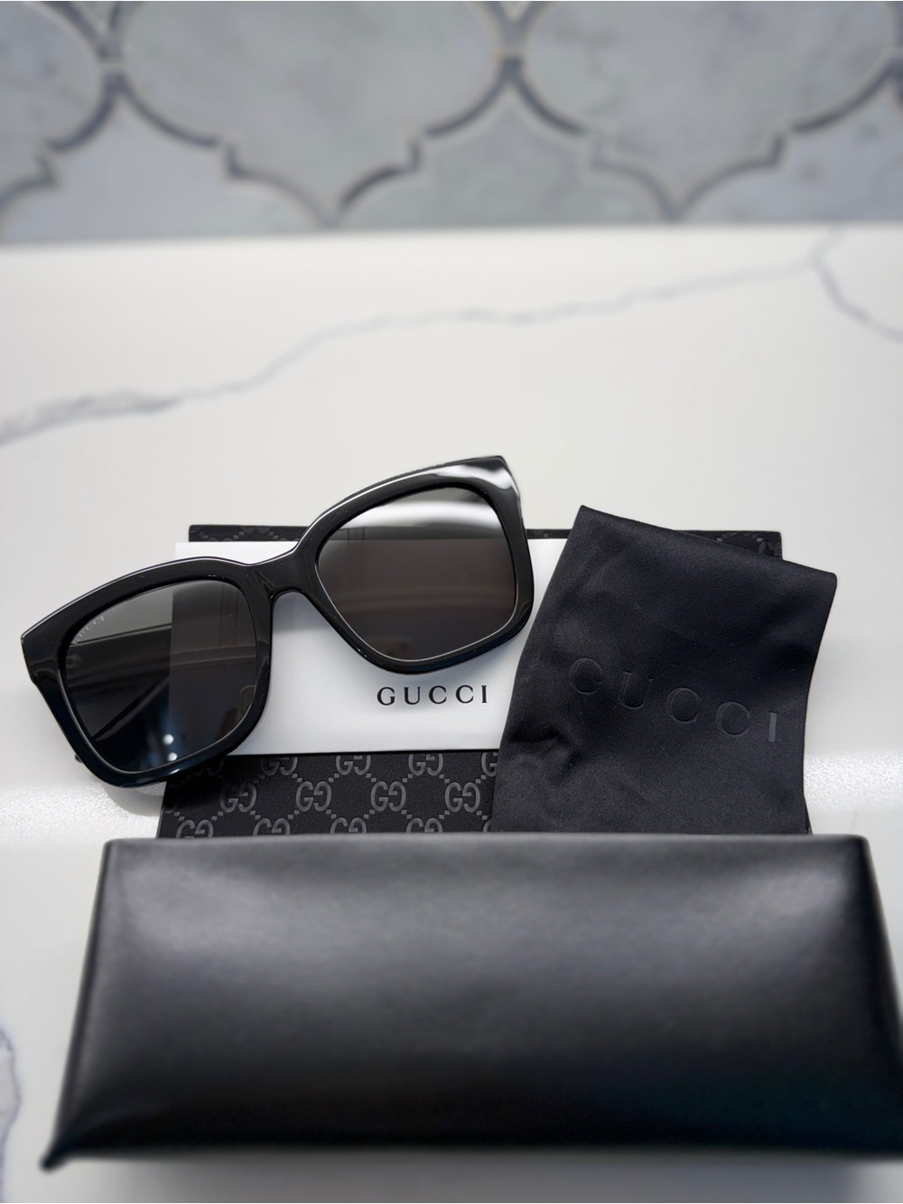 Gucci Black Women's Oversized Cat-Eye Sunglasses